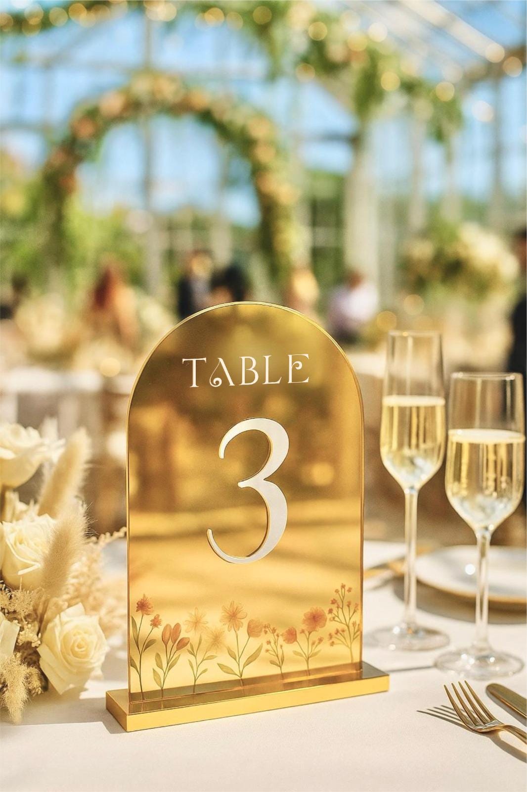 Acrylic Wedding Table Numbers: Reception Decor