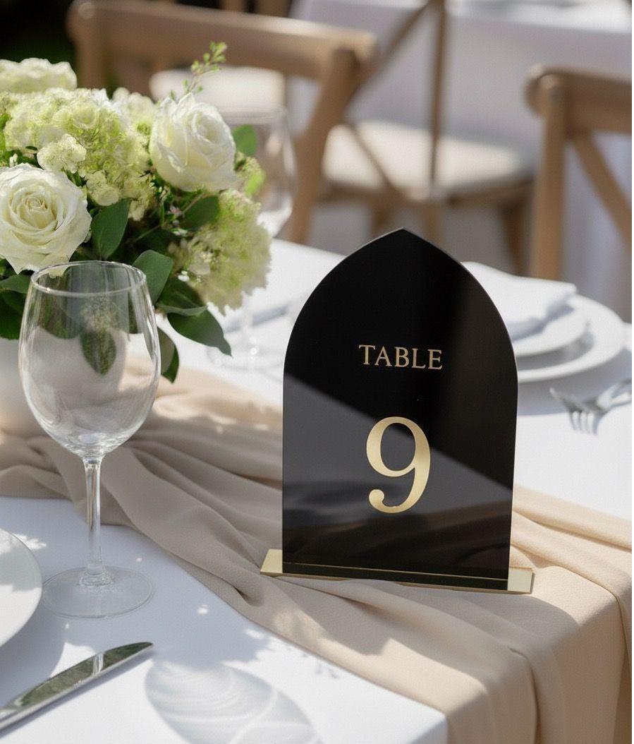 Clear Acrylic Wedding Table Numbers: Reception Decor
