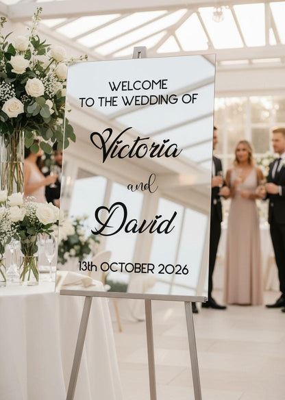 Acrylic Mirror Wedding Welcome Sign: Reception Decor