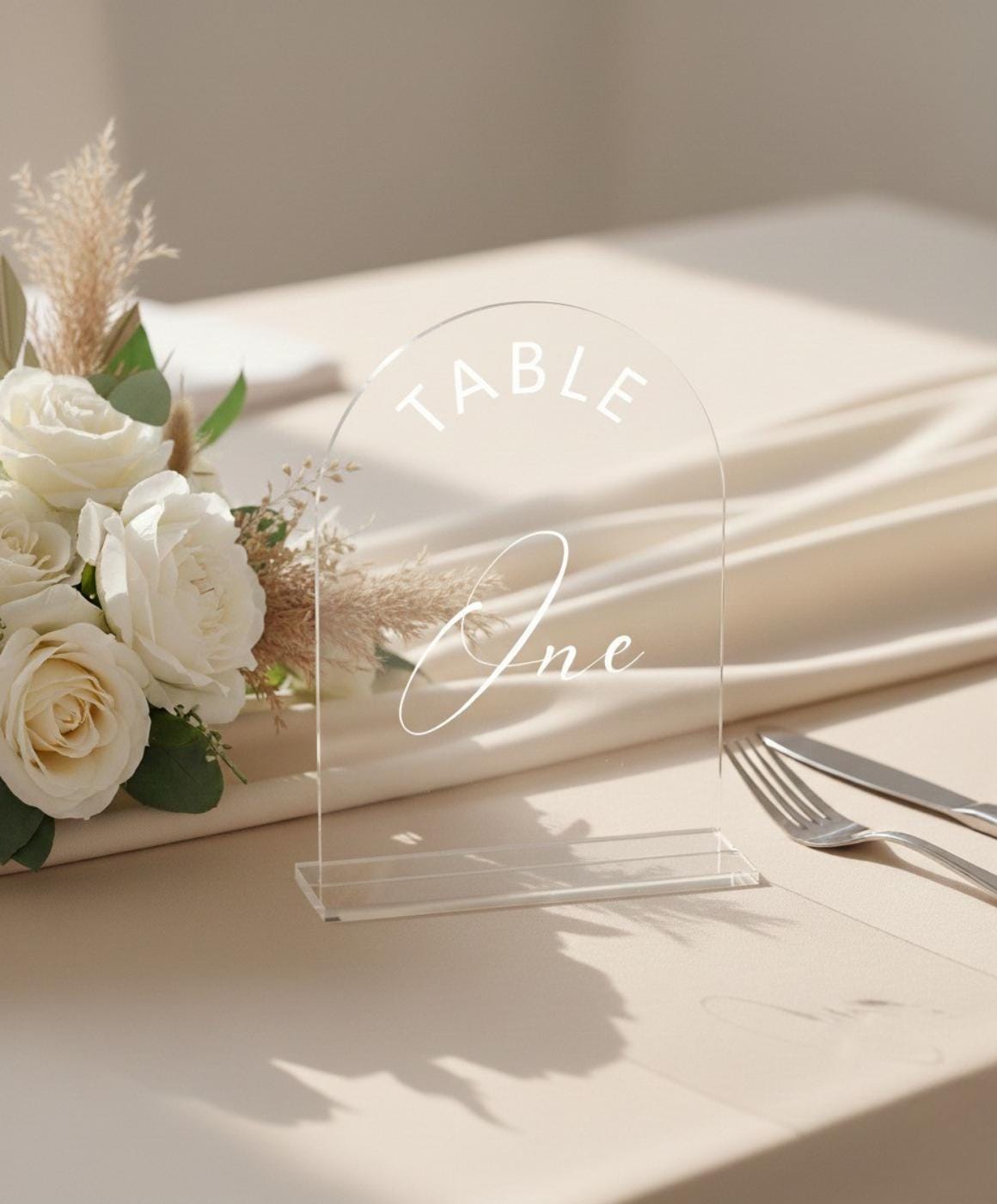 Arcylic Wedding Table Number Signs: Wedding Decor Ideas