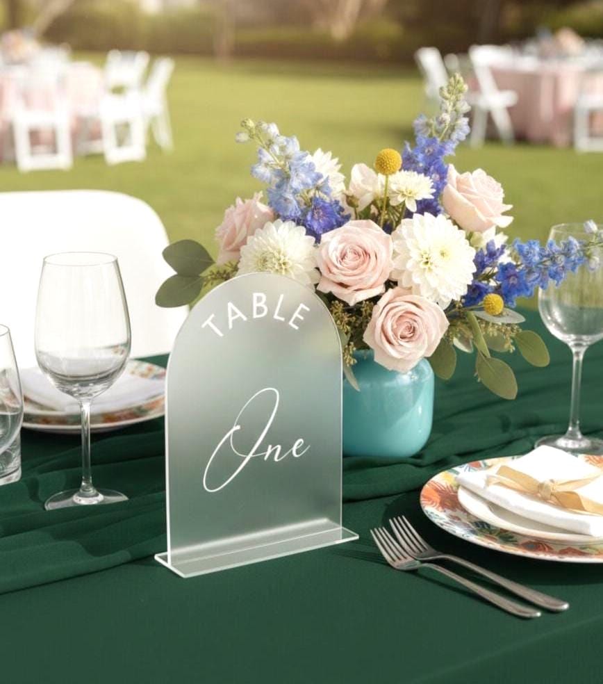 Arcylic Wedding Table Number Signs: Wedding Decor Ideas
